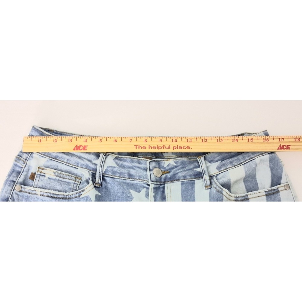 Judy Blue Jeans Women's Size 16W Star & Stripes Flare Denim Patriotic USA Preown - Picture 9 of 15